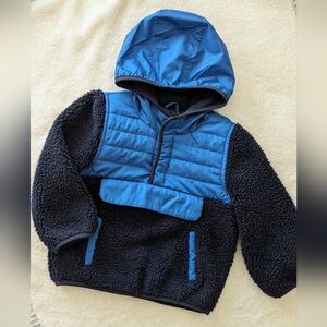 1 Madison Two Tone Blue Fleece Hooded Pullover Sweater. Size 2T